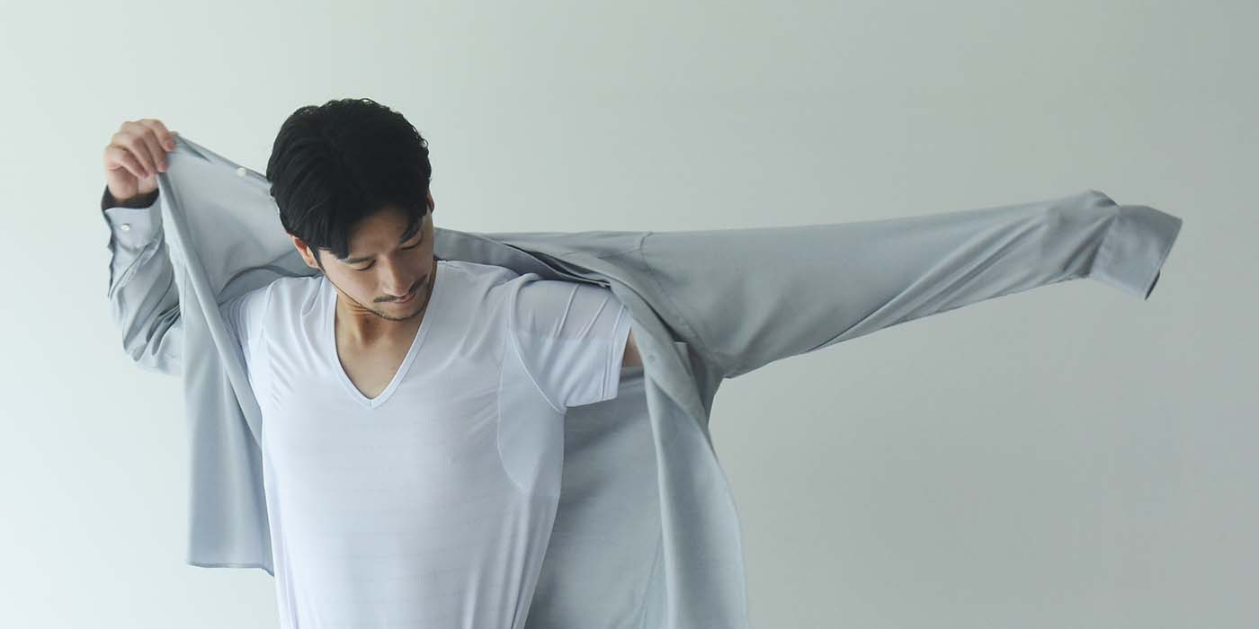 最強の汗取りインナーはどれ？脇汗シミはインナーで解決！